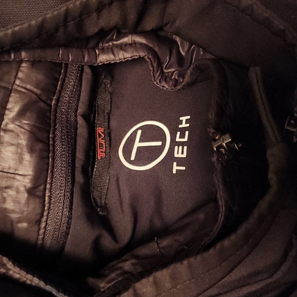 Tumi Tech Jacket black w zip in liner 24"ptp 32" long approx M/L - Picture 4 of 4